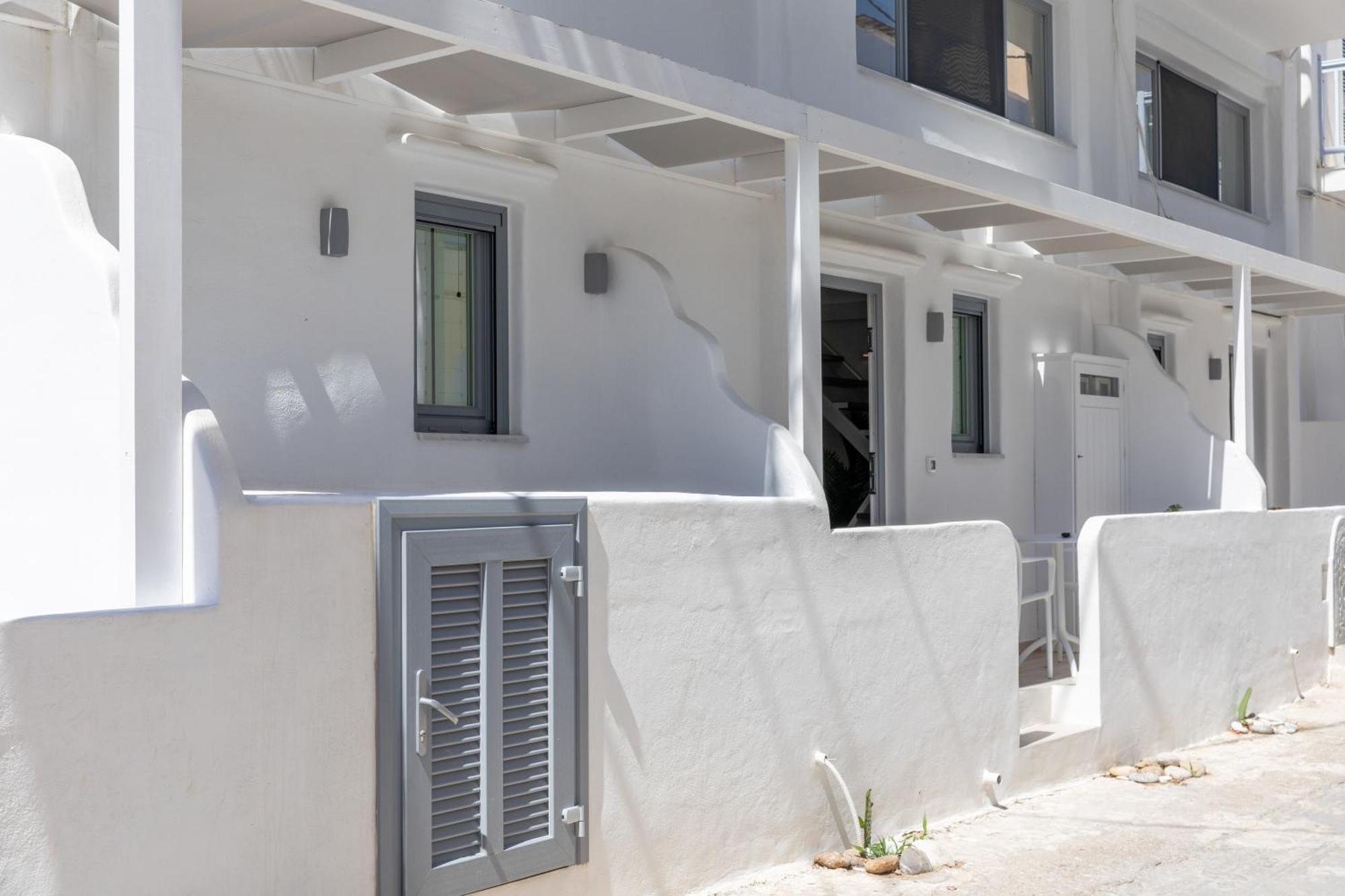Marina'S Suites Naxos City Esterno foto