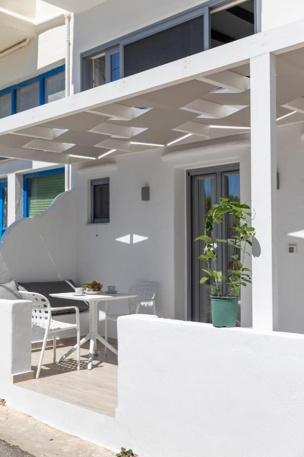 Marina'S Suites Naxos City Esterno foto