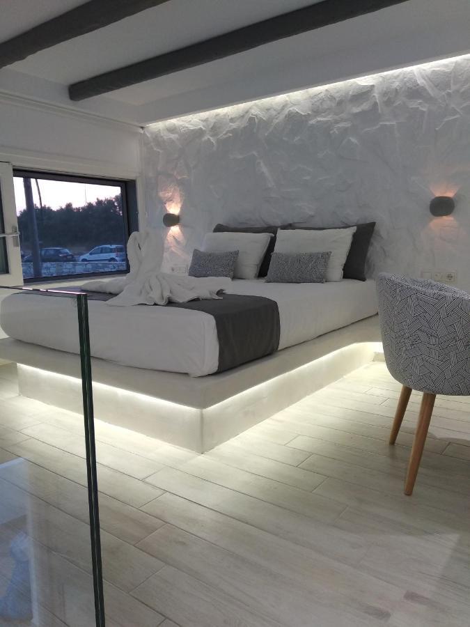 Marina'S Suites Naxos City Esterno foto